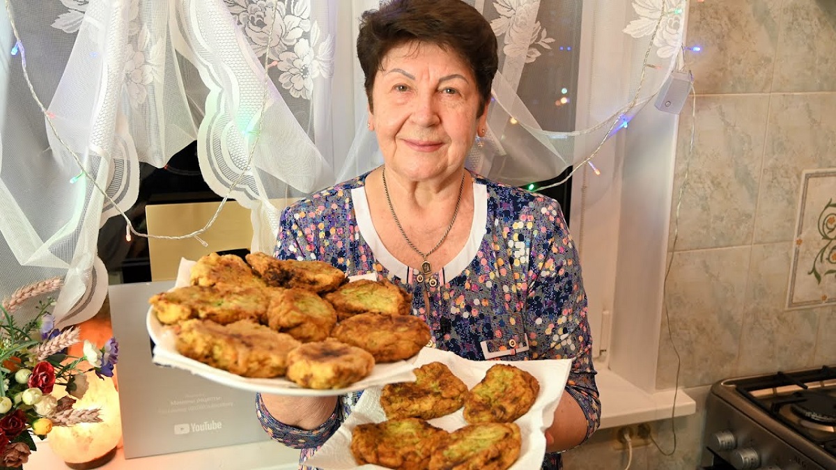 Grandmother-Trading